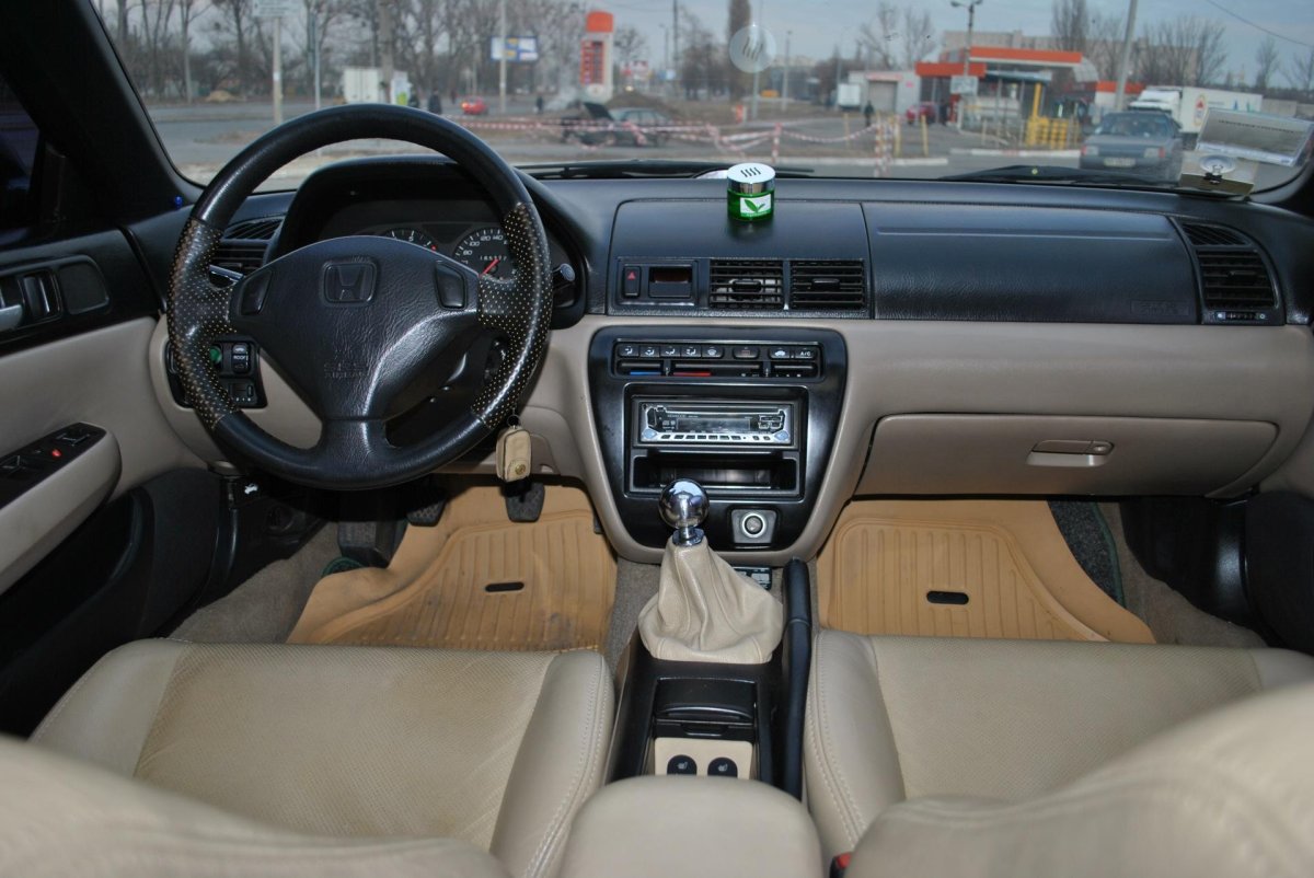Honda Prelude салон