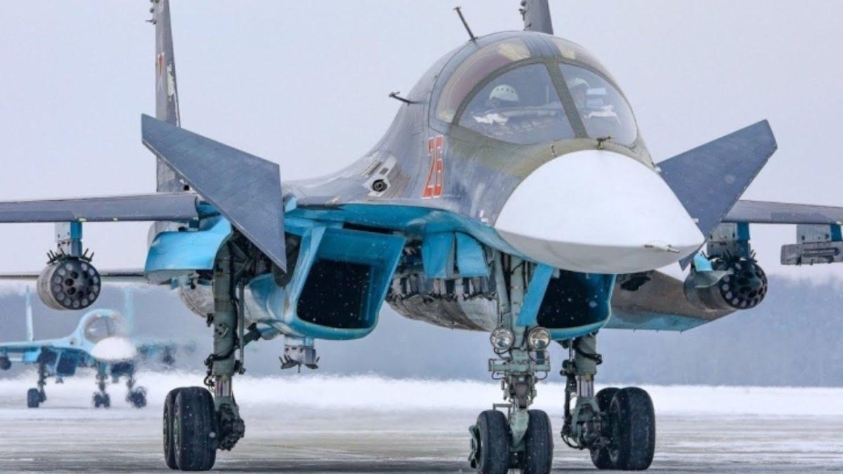 Истребитель-бомбардировщик Су-34