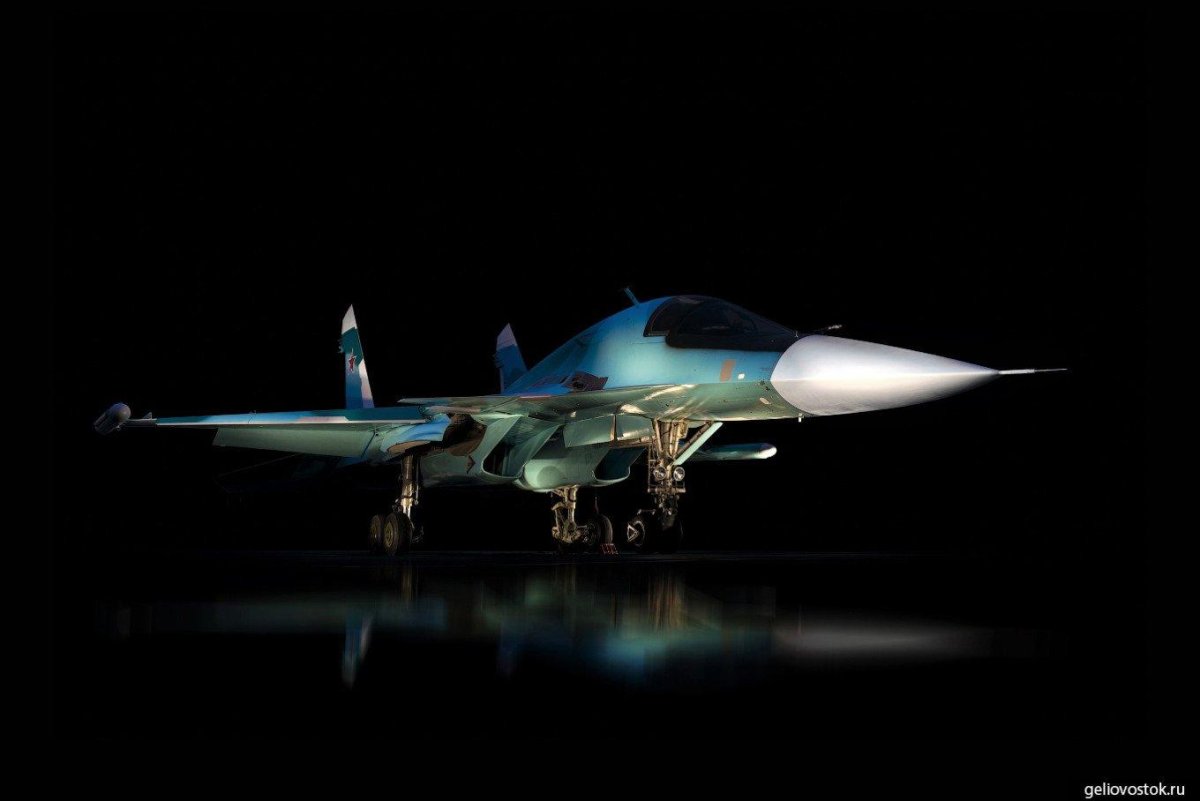 Фронтовой бомбардировщик Су-34