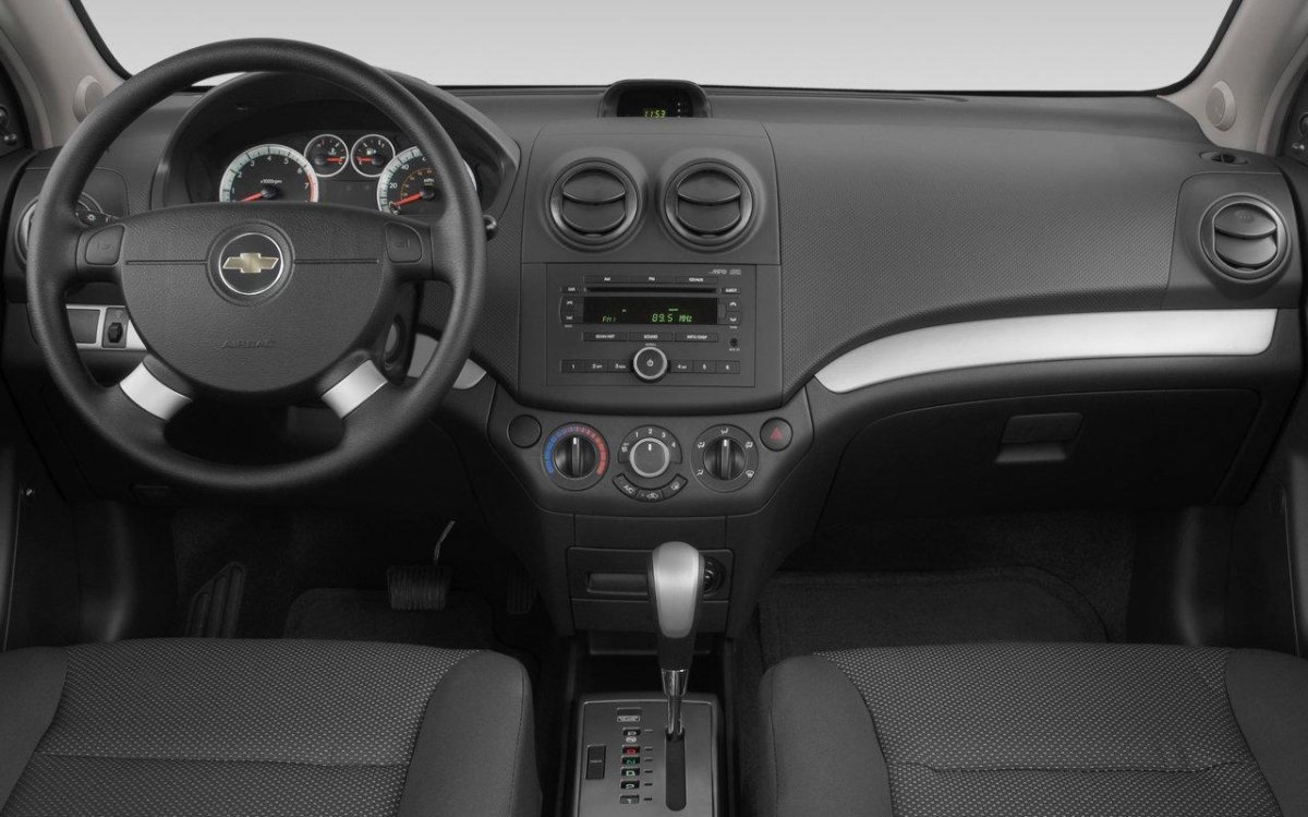Chevrolet Aveo 2008 салон