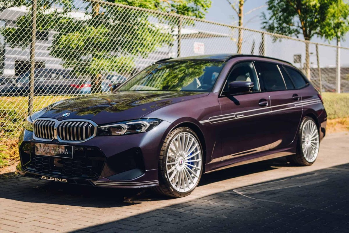 BMW m5 f90 Macao Blue