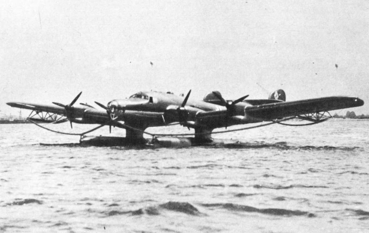 Blohm &amp; Voss ha 139