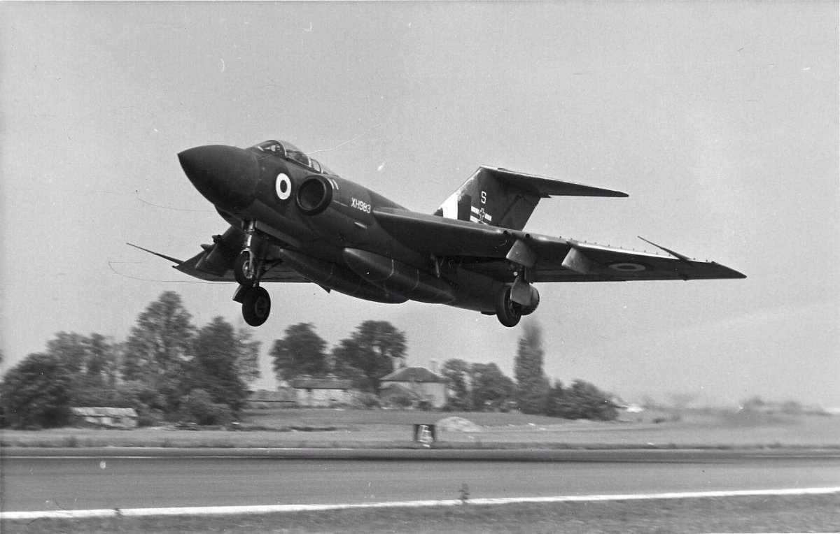 Глостер Джавелин