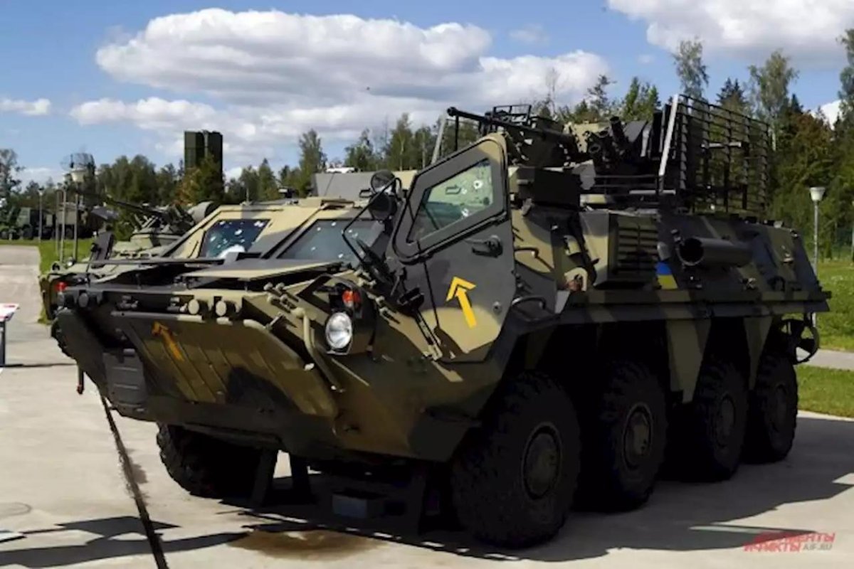 БТР 4 Буцефал трофейный