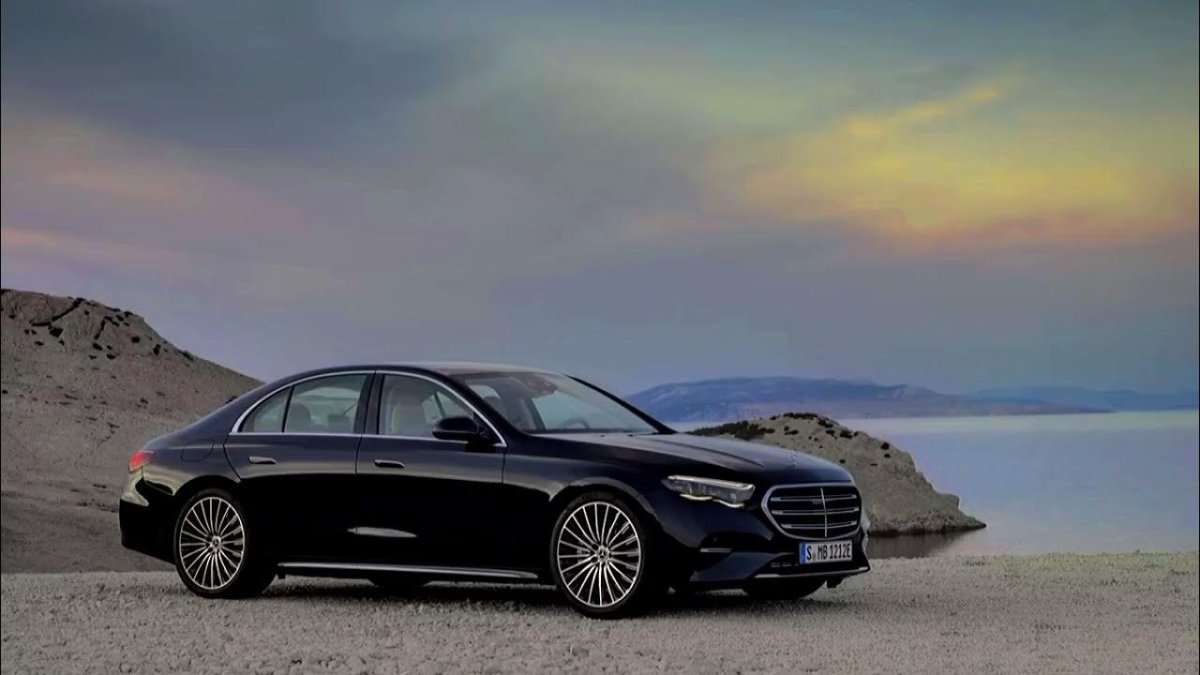 Mercedes Benz e class 2023