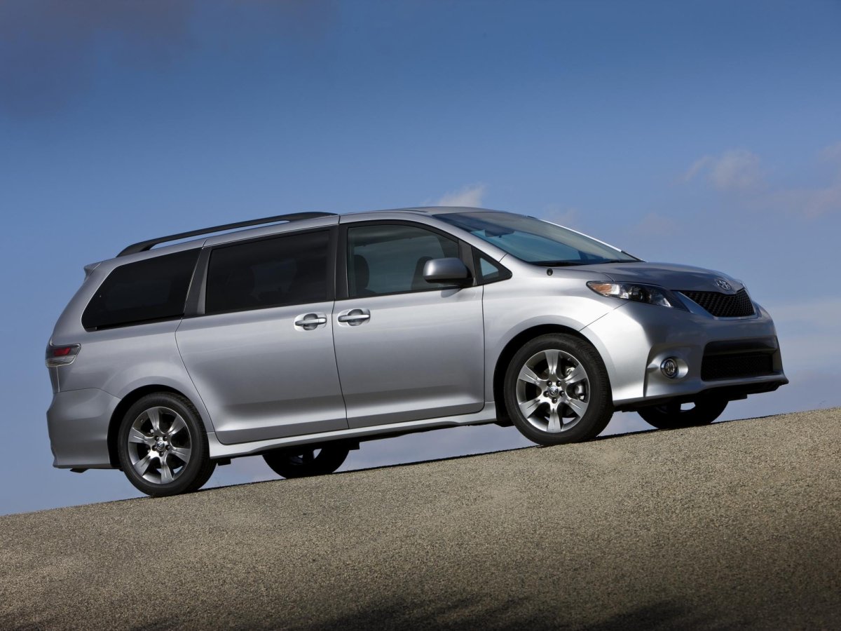 Toyota Sienna se 2011