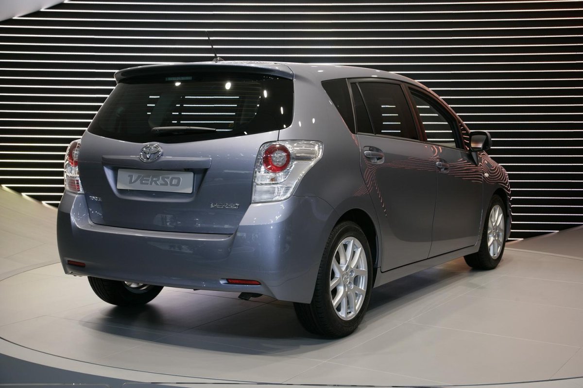 Toyota Verso 2010