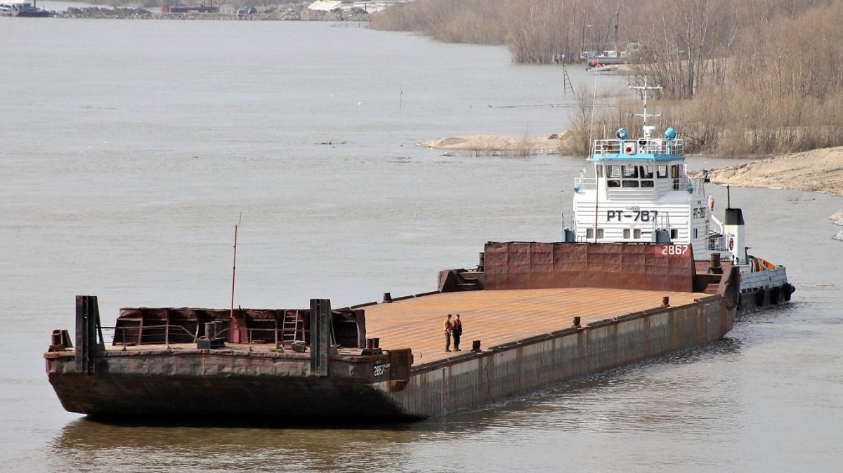 Баржа проекта р-56