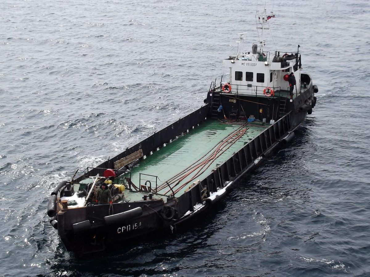 Самоходная баржа "Славянка-020"