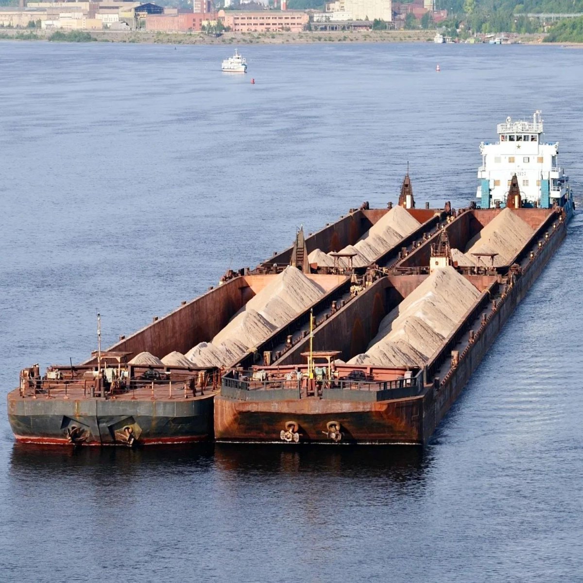 Несамоходная шаланда проекта 3325