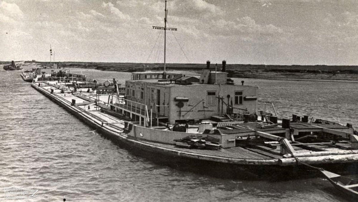 Нефтеналивные баржи Шухова