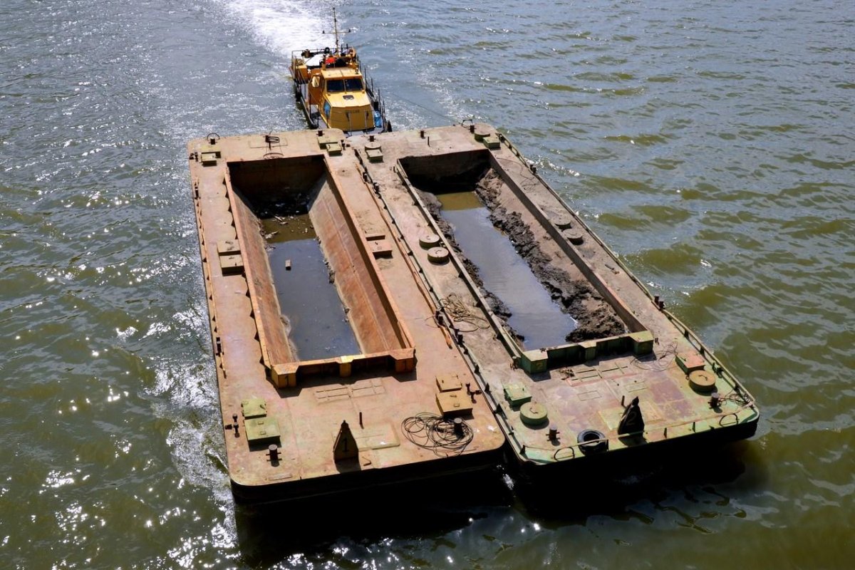 БСС-329080 самоходная Рейдовая баржа