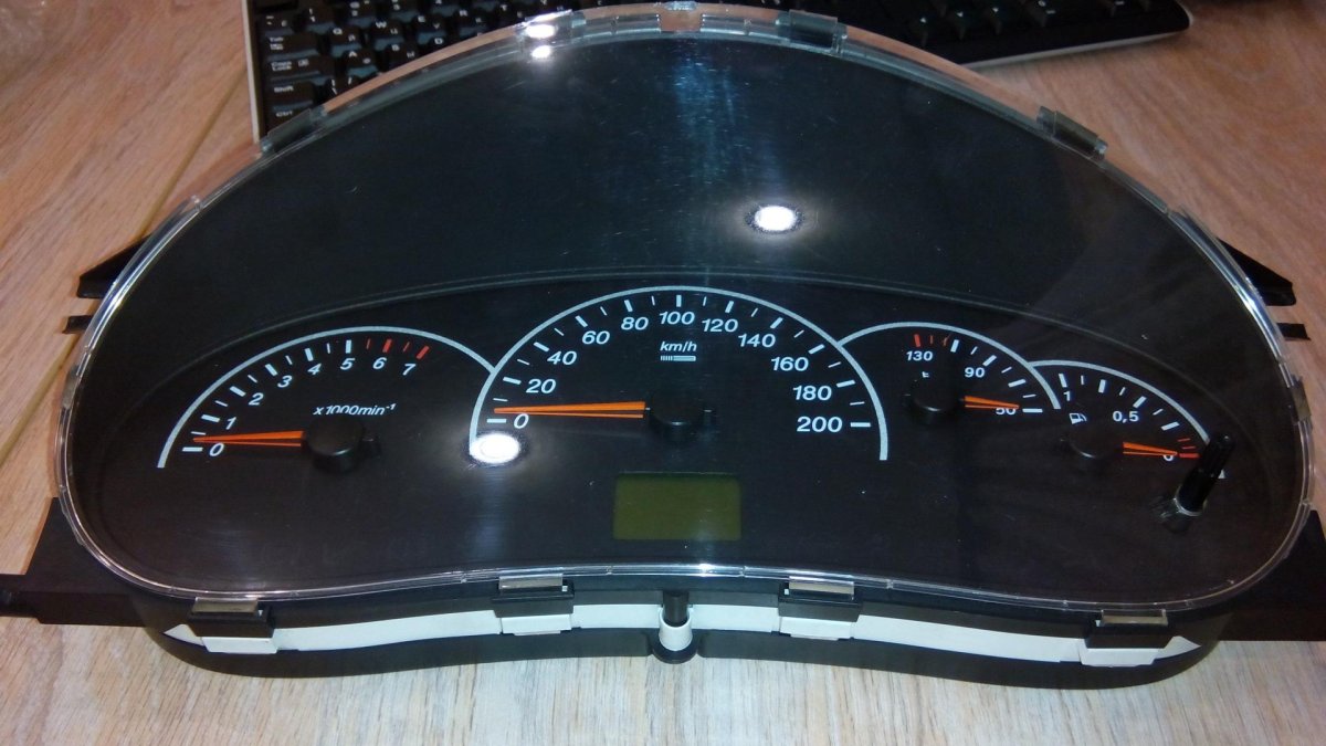 Приборная панель ВАЗ 2170