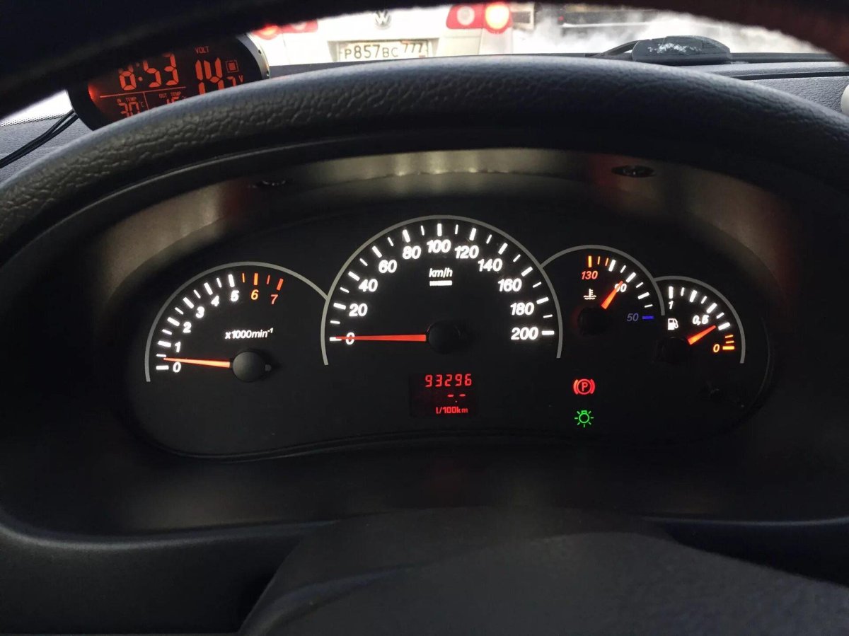 Приборка Приора 1