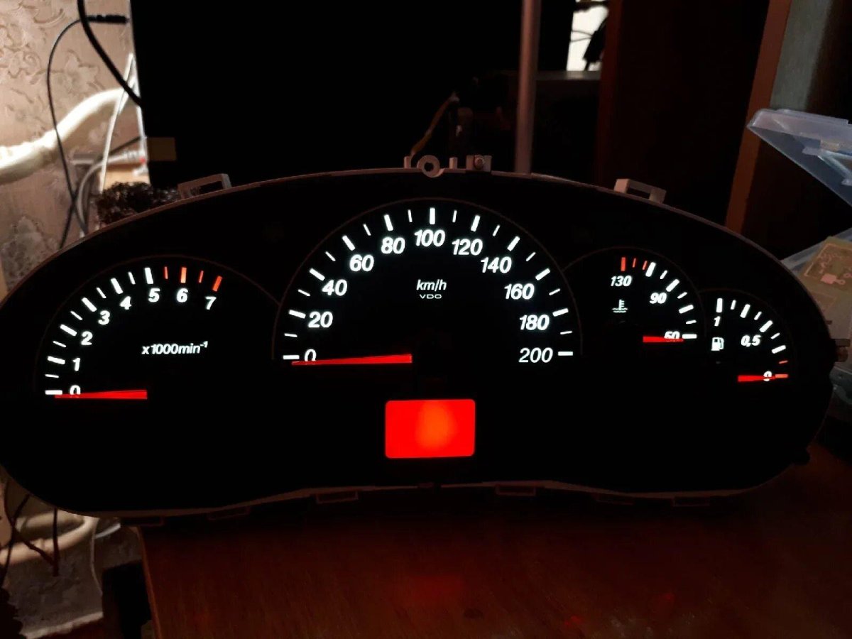 Пересвет приборной панели Приора 1