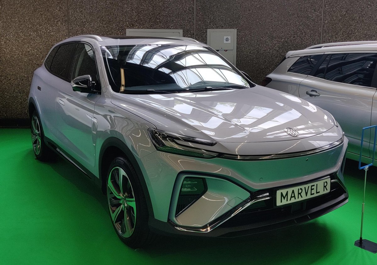 Marvel r 2022 машина