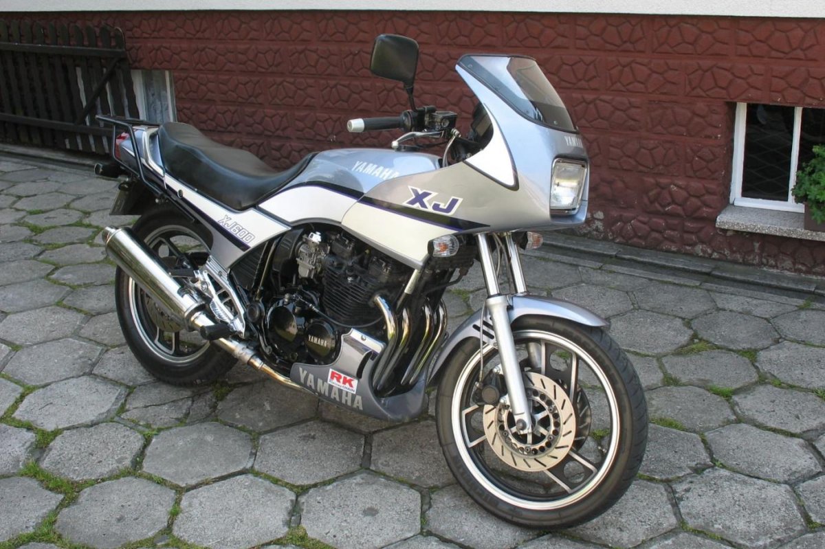 Ямаха XJ 600