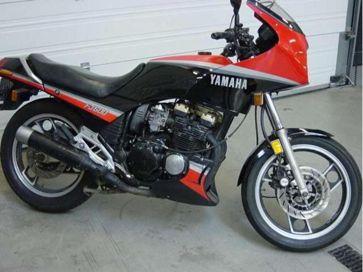 Yamaha FJ 600