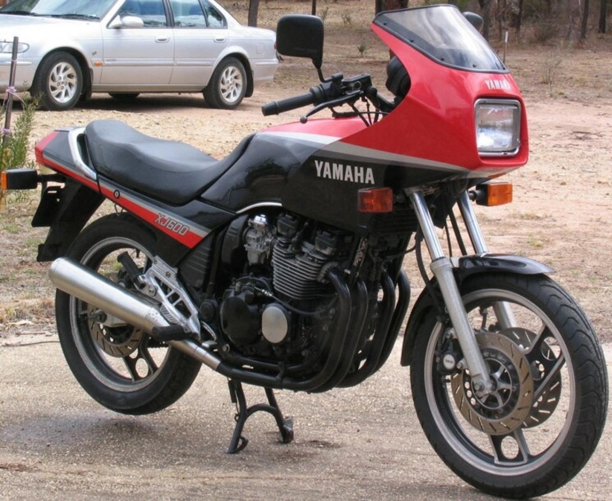 Yamaha FJ 600