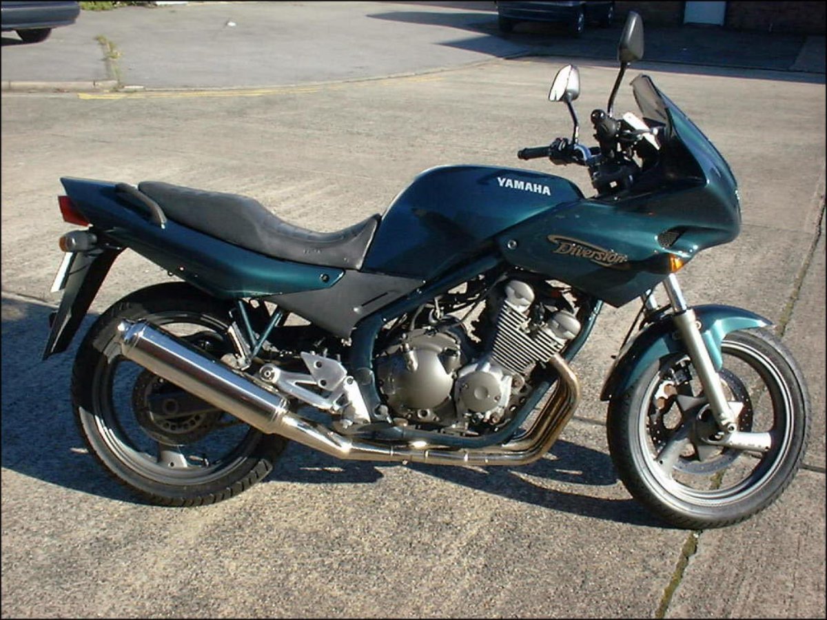 Ямаха XJ 600
