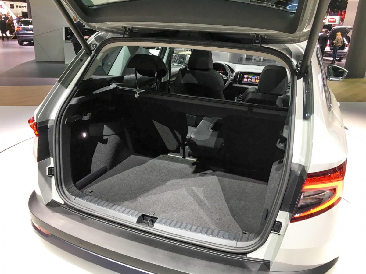 Škoda Karoq багажник