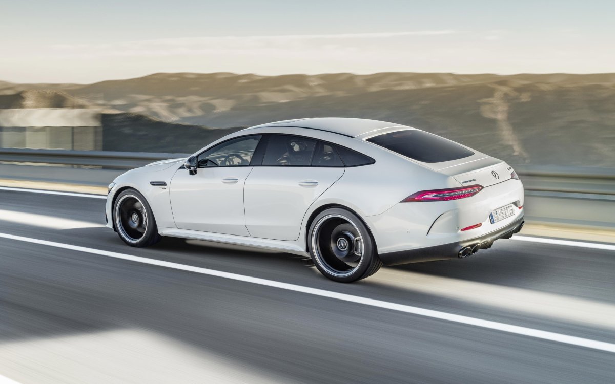 Mercedes Benz AMG gt 53