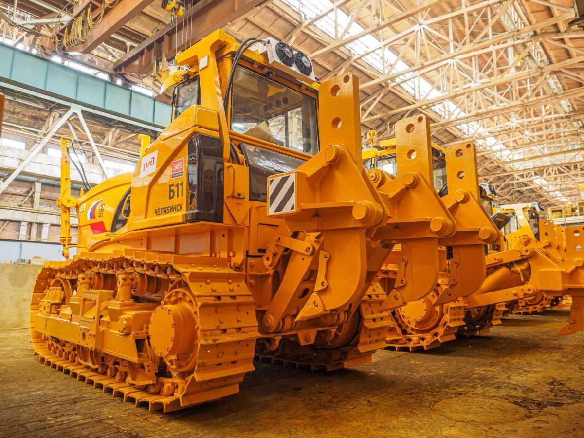 Трактор ЧТЗ-УРАЛТРАК