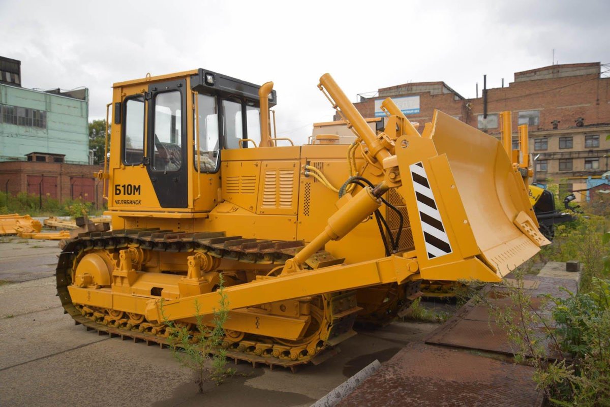 Трактор ЧТЗ Т-10