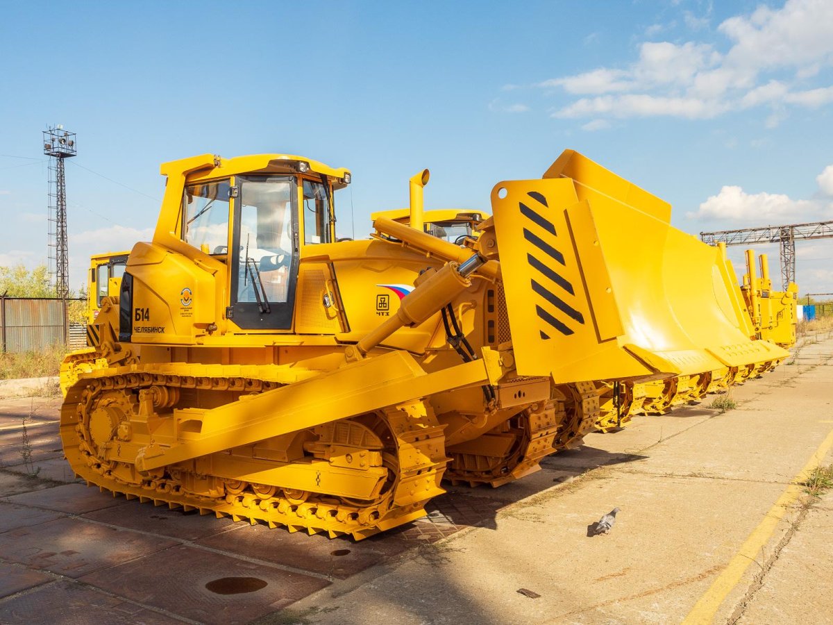 Бульдозер ЧТЗ УРАЛТРАК
