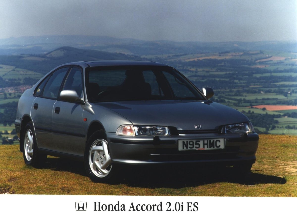 Honda Accord 5 поколения