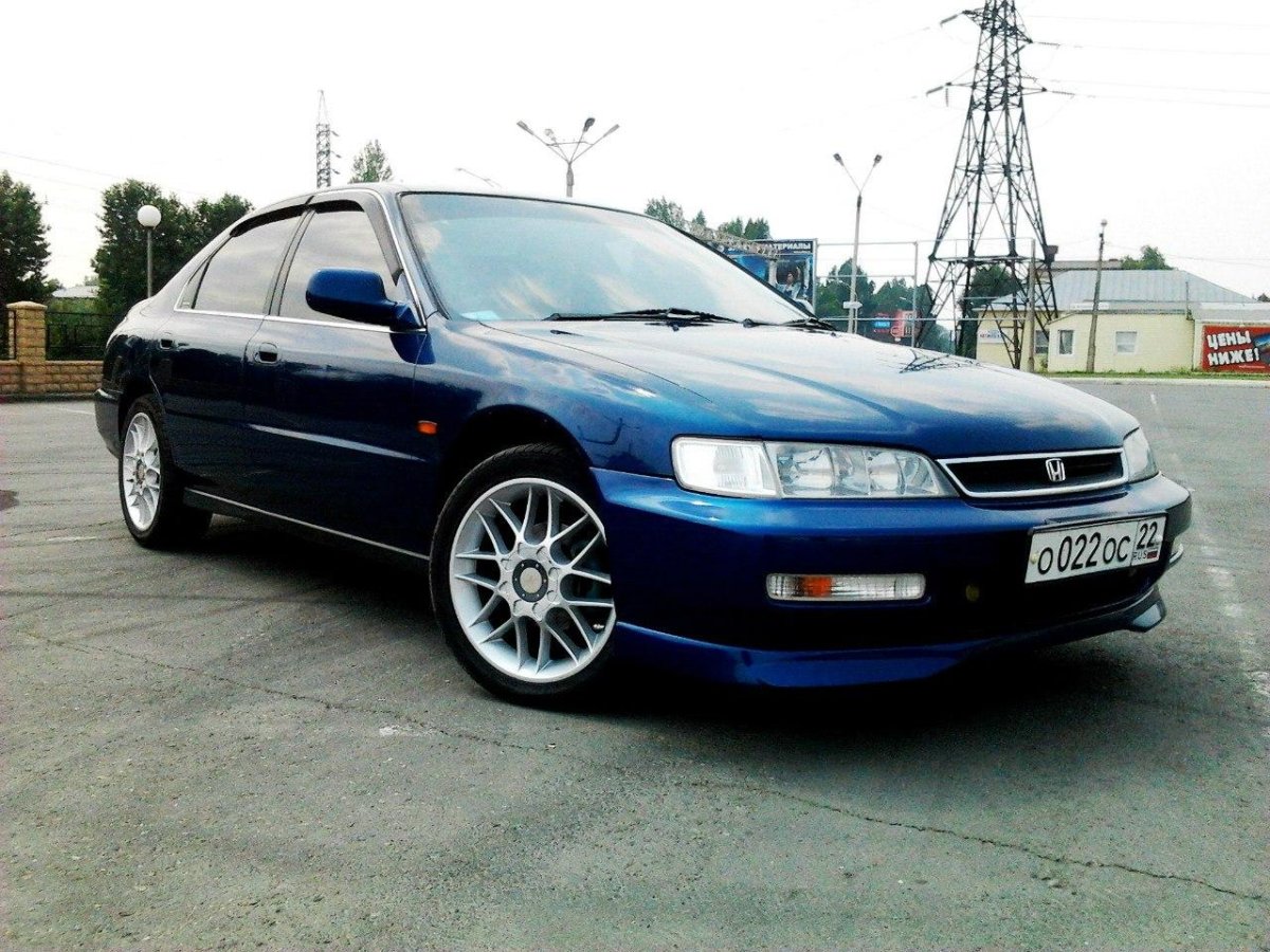 Honda Accord 5 2.2