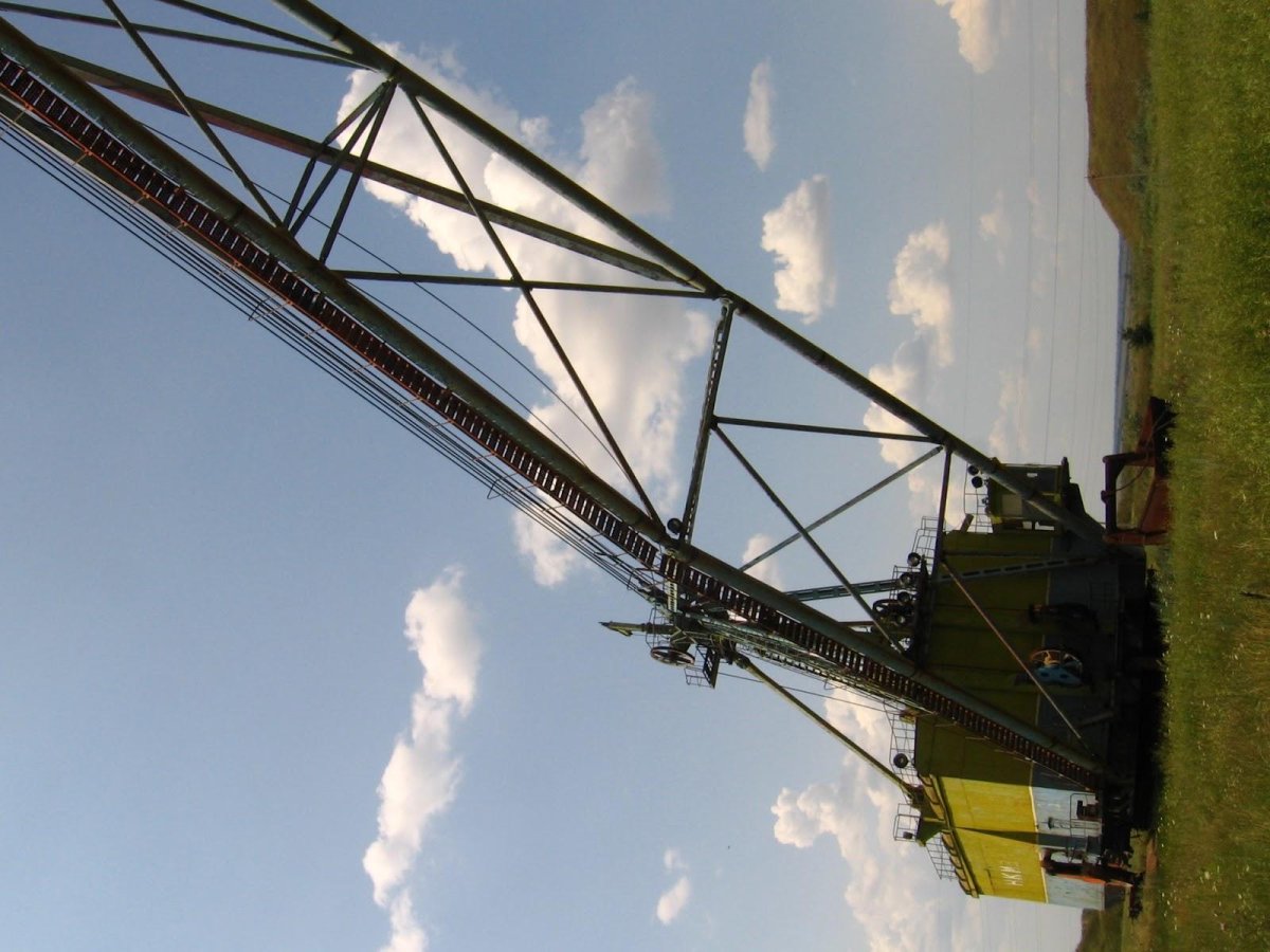 Шагающий экскаватор Эш 10/70