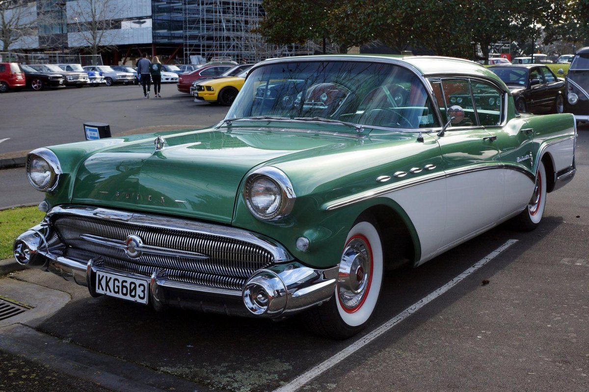 Buick Roadmaster 1957