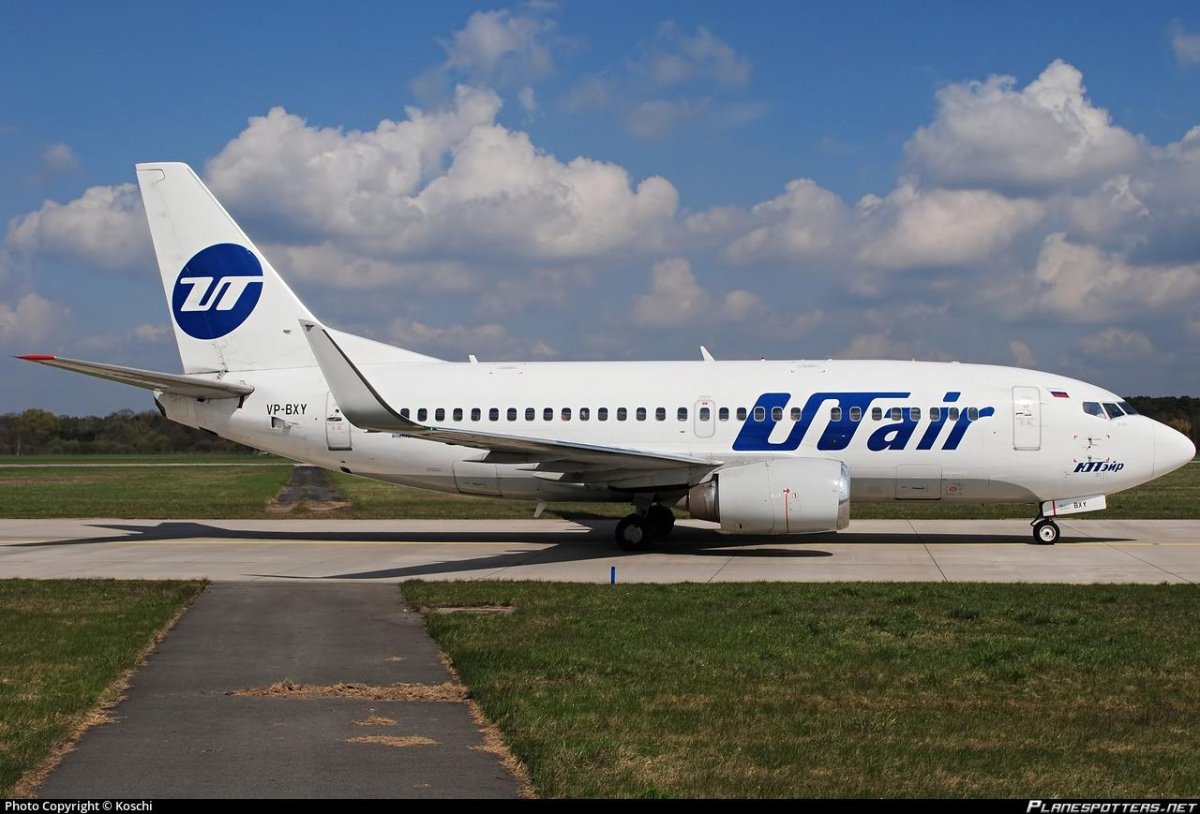 Боинг 737 500 ЮТЭЙР