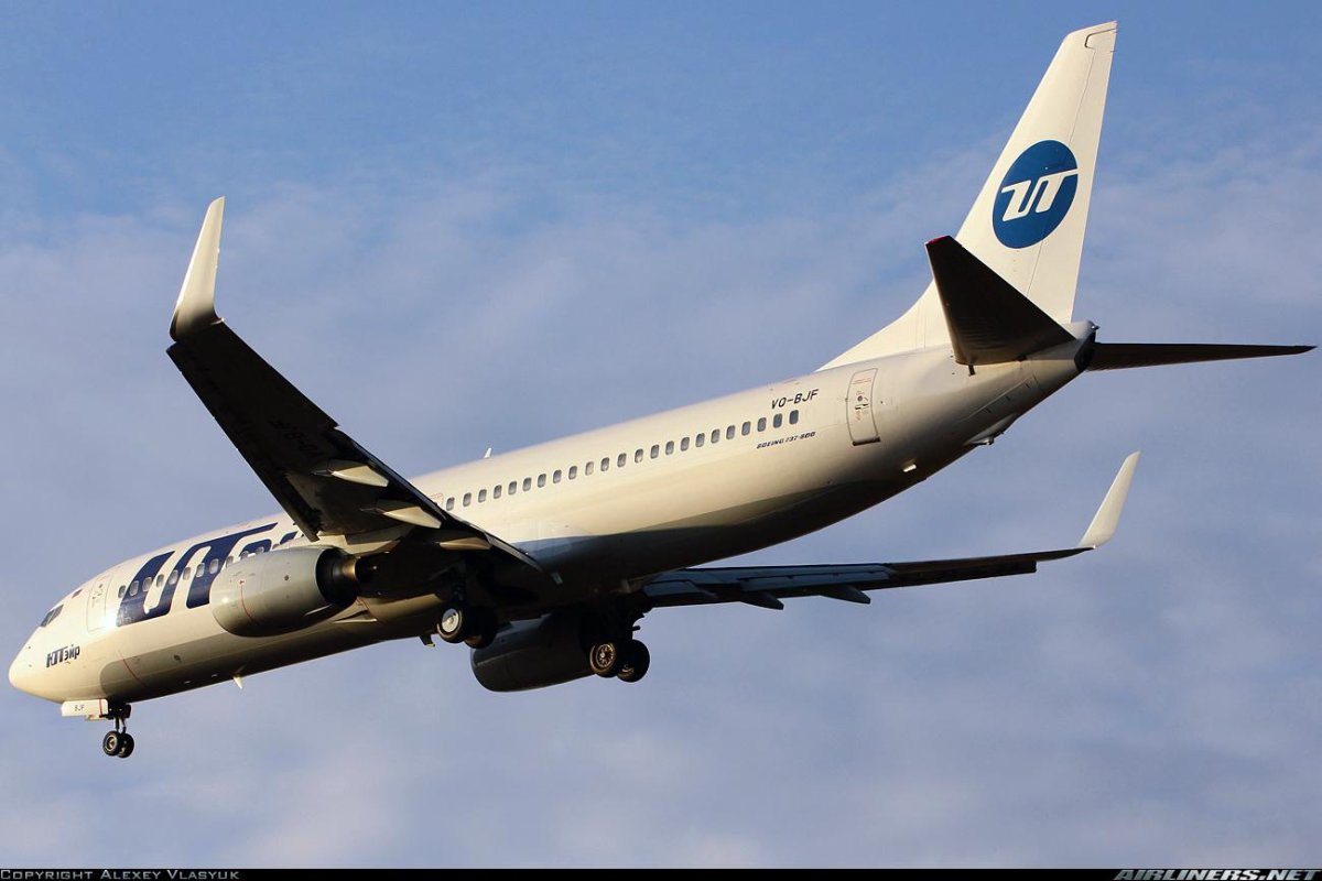 ЮТЭЙР 737-800