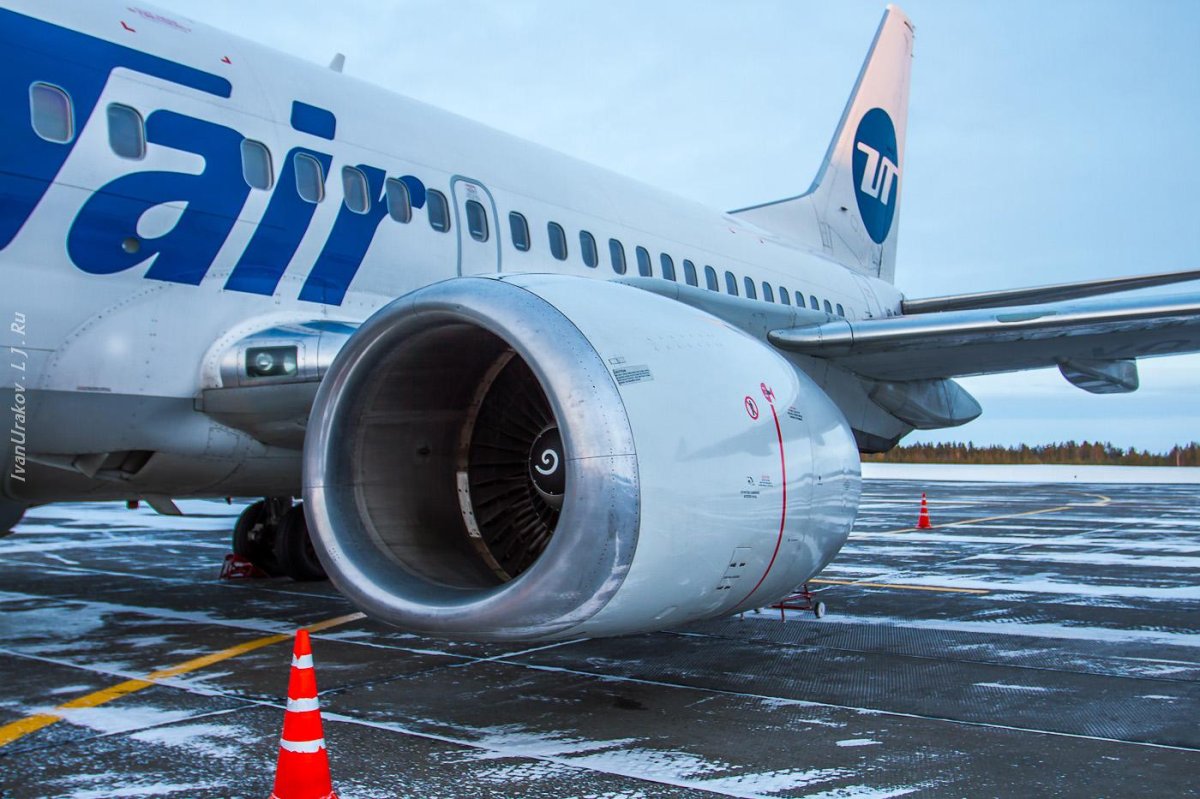 Боинг 737 500 ЮТЭЙР