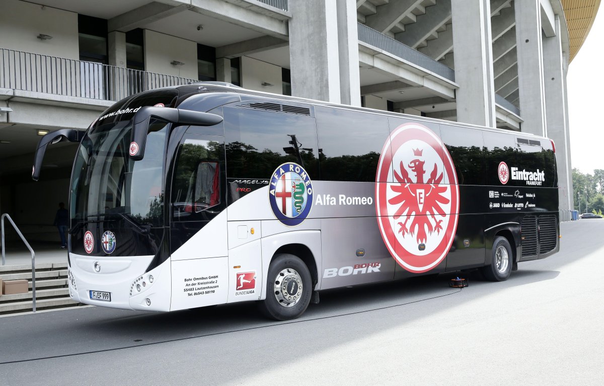 Alfa Romeo 2 Bus