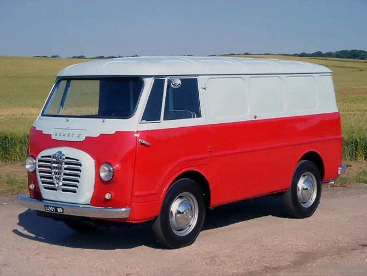 Микроавтобус Альфа Ромео