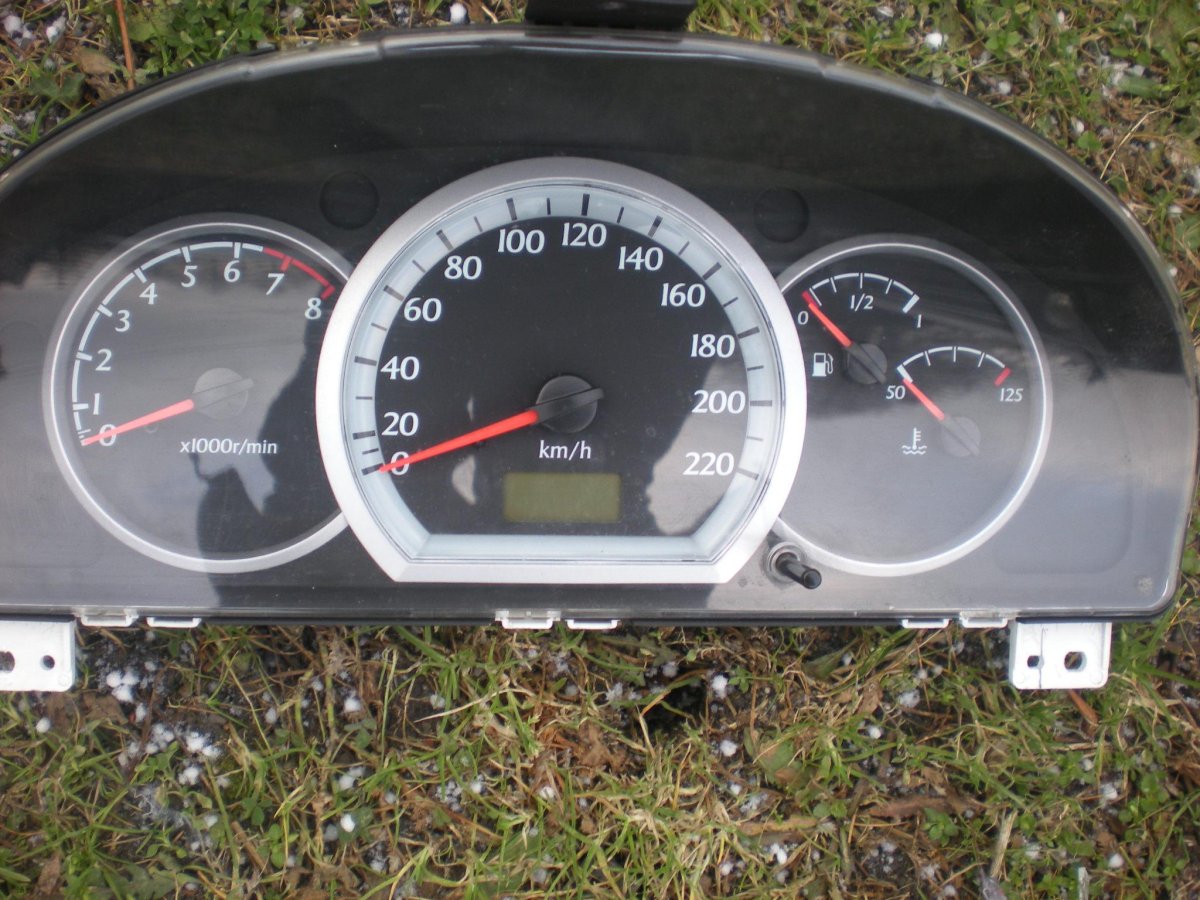 Chevrolet Lacetti приборная панель