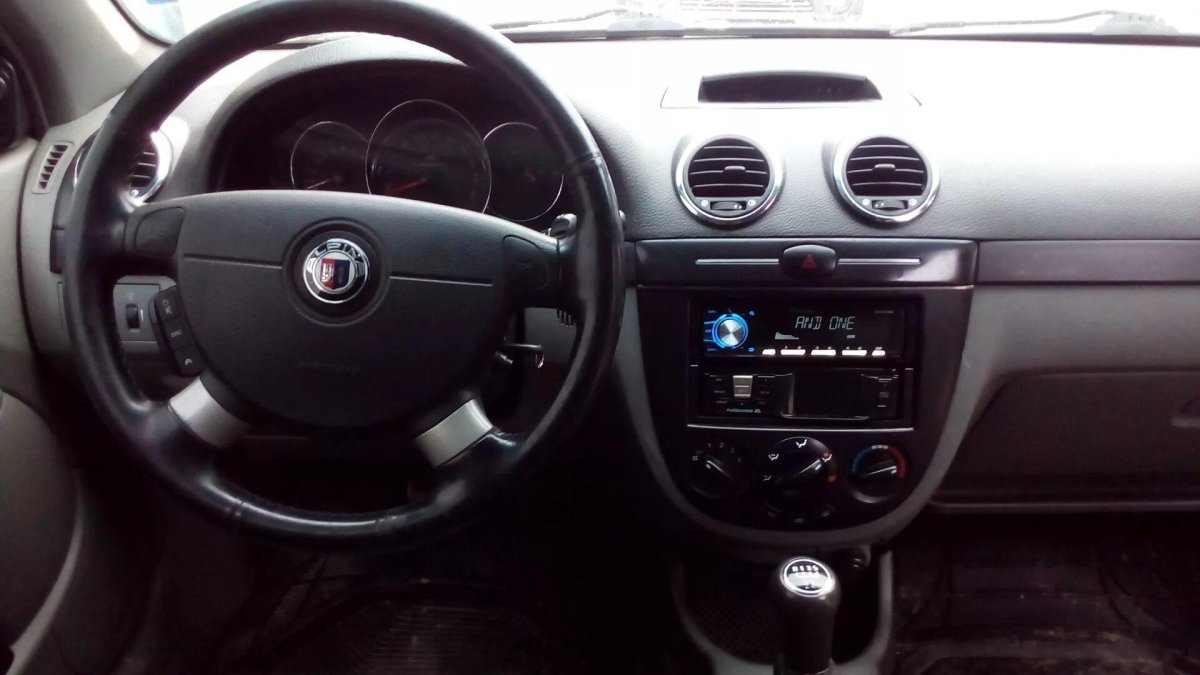 Chevrolet Lacetti 2004 салон