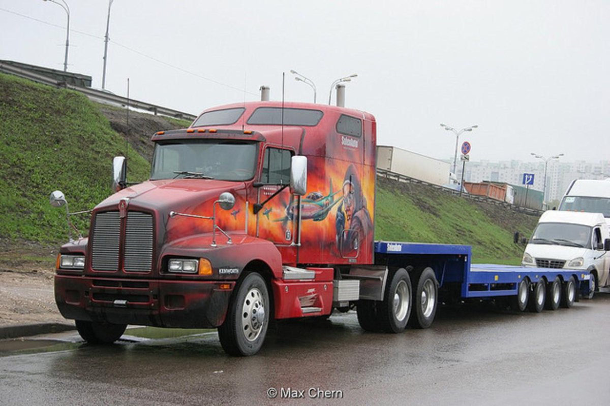 Грузовик Кенворт т 600