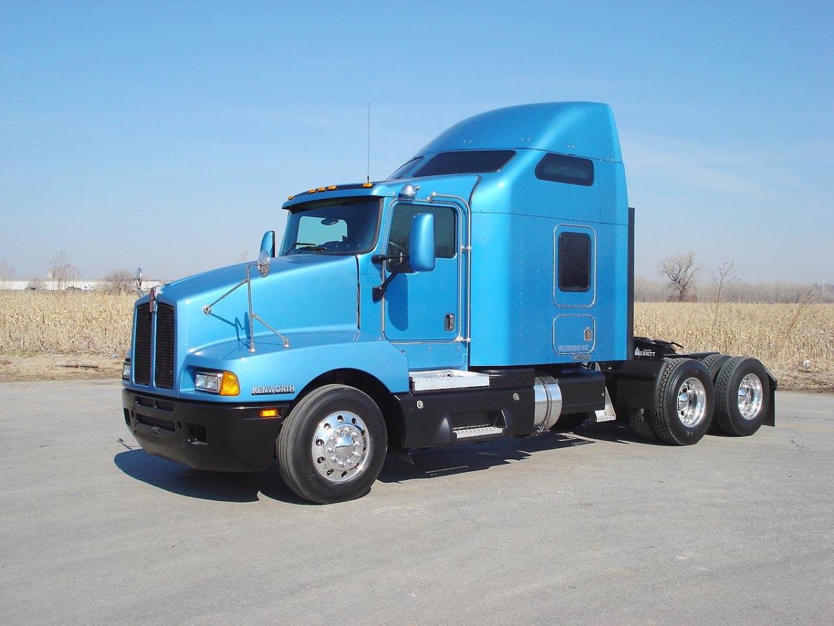 Kenworth t200