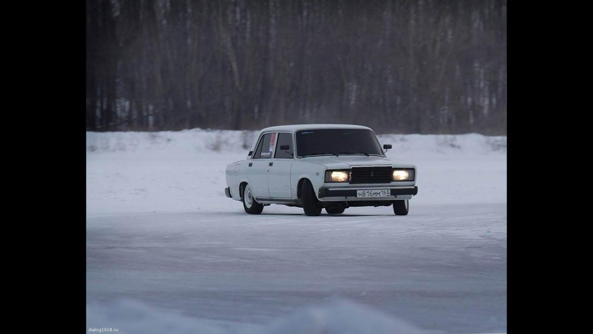 ВАЗ 2107 дрифт зима