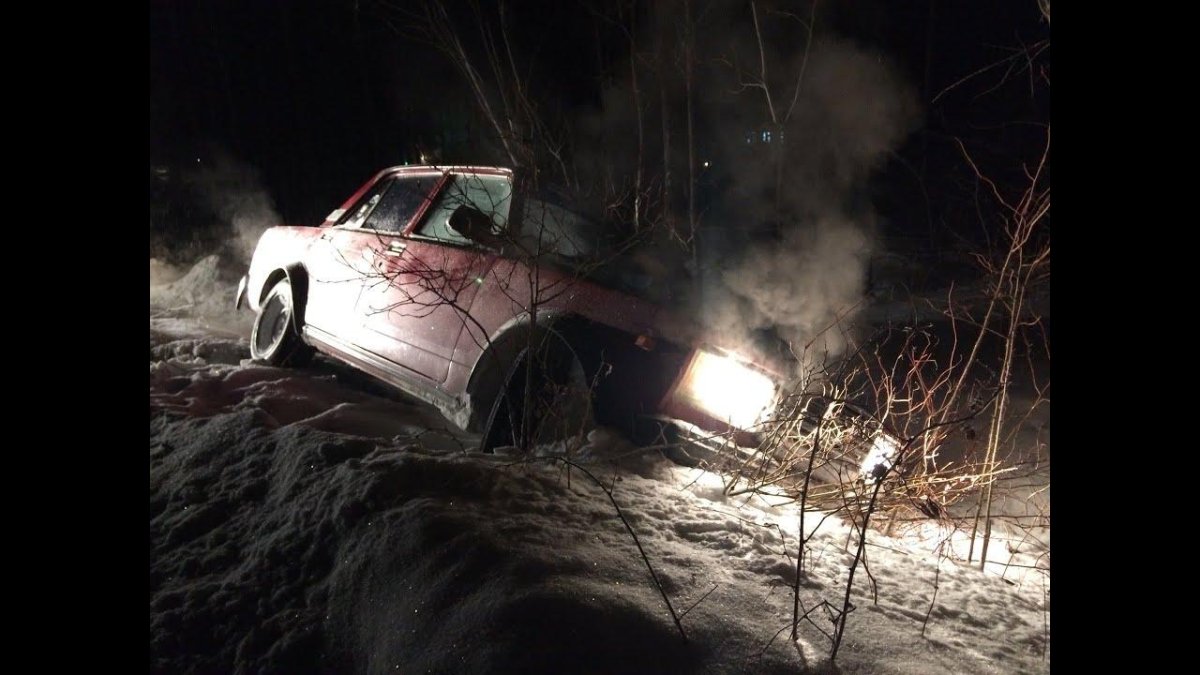 Разбитая ВАЗ 2107 дрифт