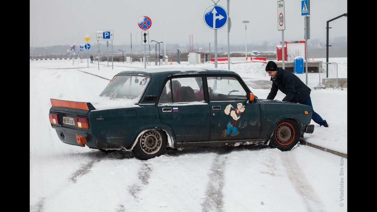 ВАЗ 2107 зимний дрифт корч