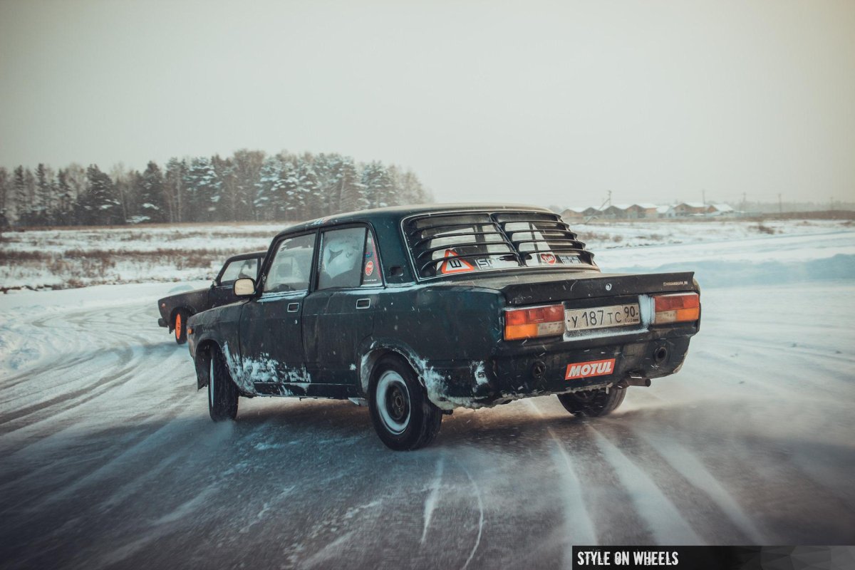 ВАЗ 2107 дрифтовая