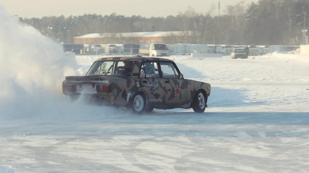 ВАЗ 2106 зимний дрифт
