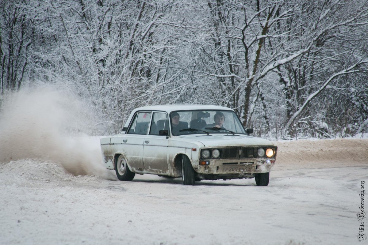 ВАЗ 2106 зимний дрифт