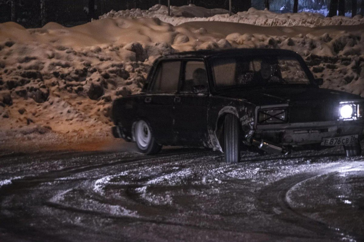 ВАЗ 2107 зимний дрифт