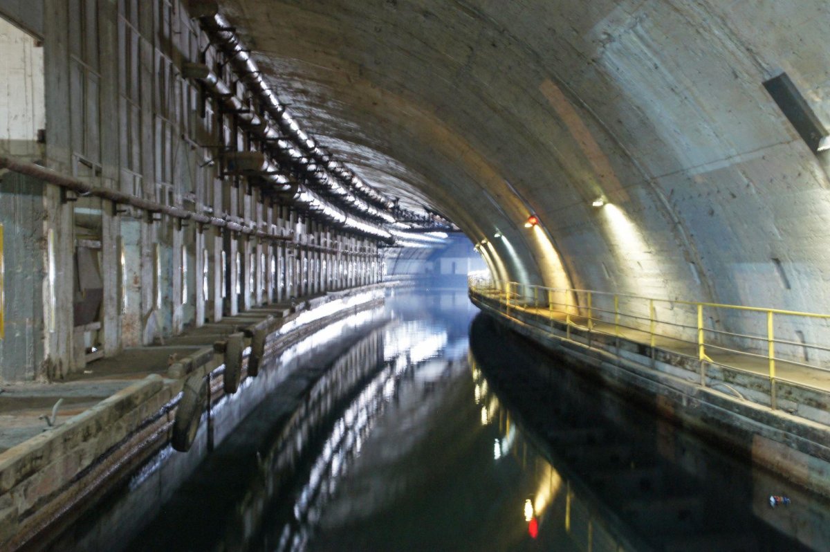 База подводных лодок в Балаклаве